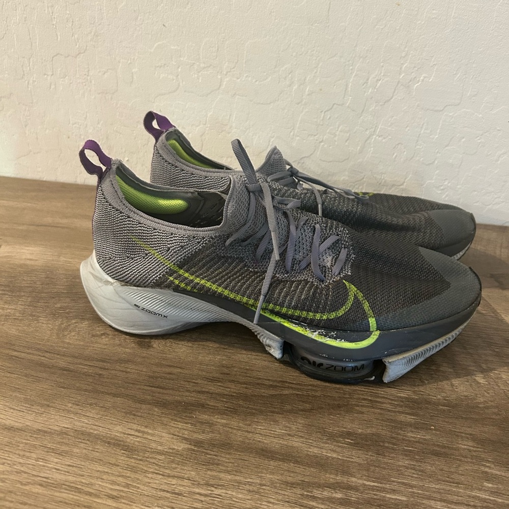 Nike Air Zoom Tempo Next% FK Particle Grey Volt 12.5 US M Pre Owned No Box